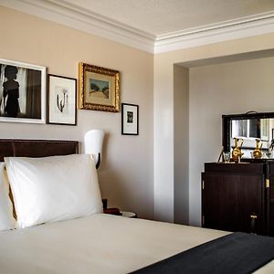 Camera classica con letto king size